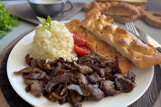 Evinizin şefi olmaya hazır olun: Yağlı kağıtta kıymadan pratik yaprak döner tarifi