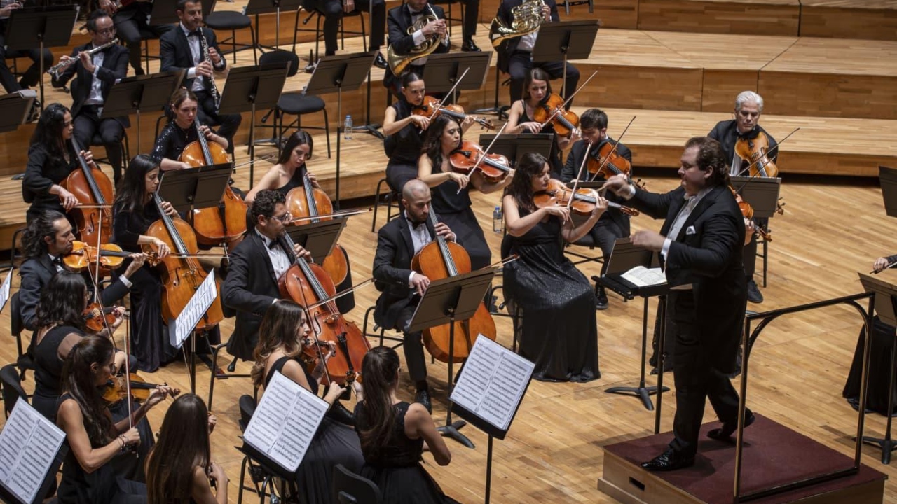 Dünya Sahnesinin Sanatçıları İzmirlilerle Buluşuyor (1)