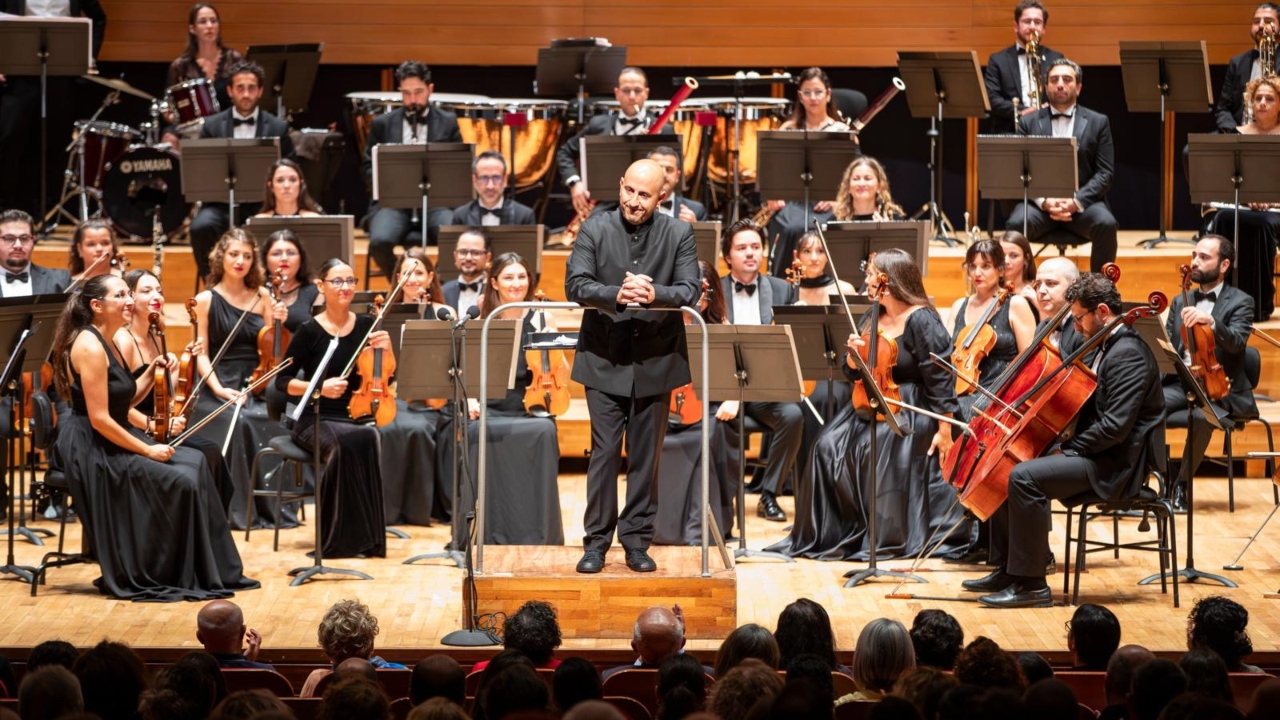 Dünya Sahnesinin Sanatçıları İzmirlilerle Buluşuyor (2)