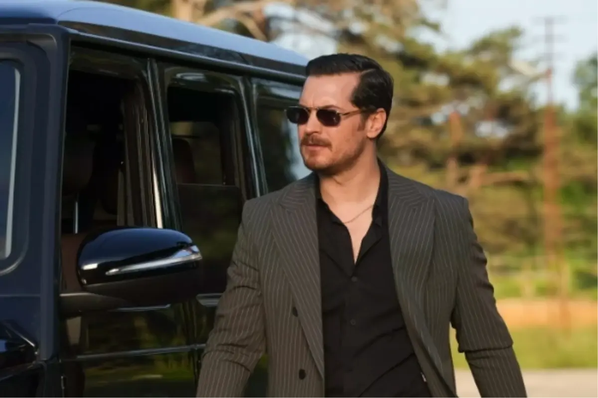 Eşref Rüya 24. Bölümde Neler Oldu Eşref Muhbirin Peşine Düştü! Eşref Rüya Son Bölüm Tek Parça Izle (4)