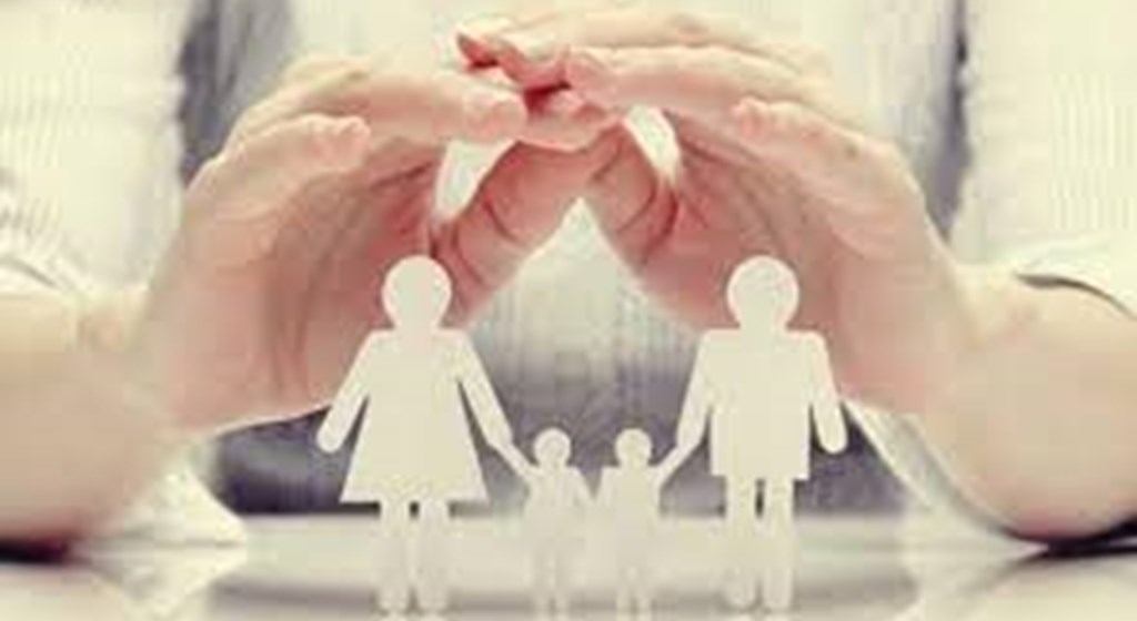 Binlerce çocuk sıcak bir yuva bekliyor: İzmir’de evlat edinme süreci nasıl işliyor?