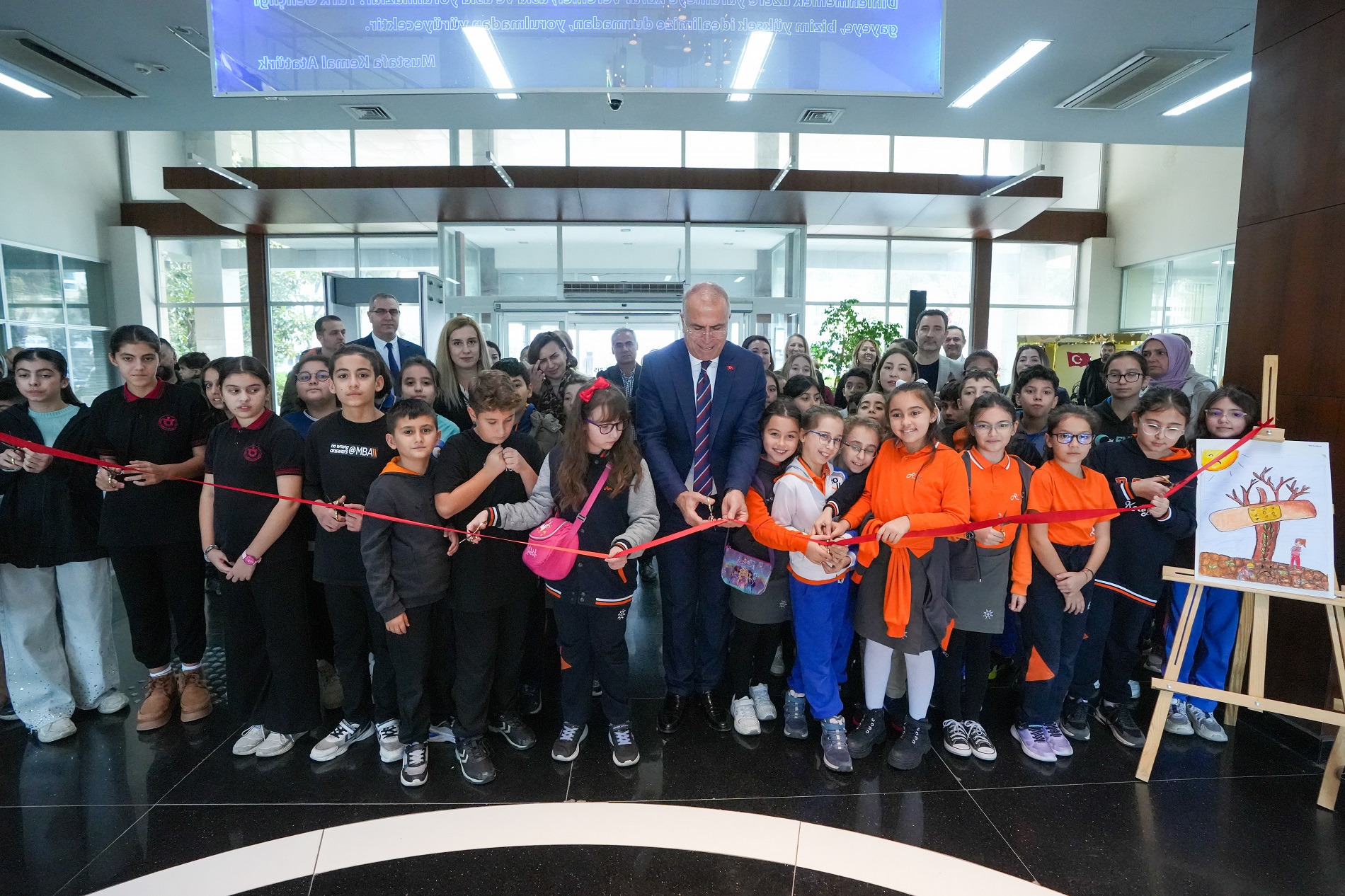 Gaziemir’de Çocuklar Toprak Için Çizdi (2)