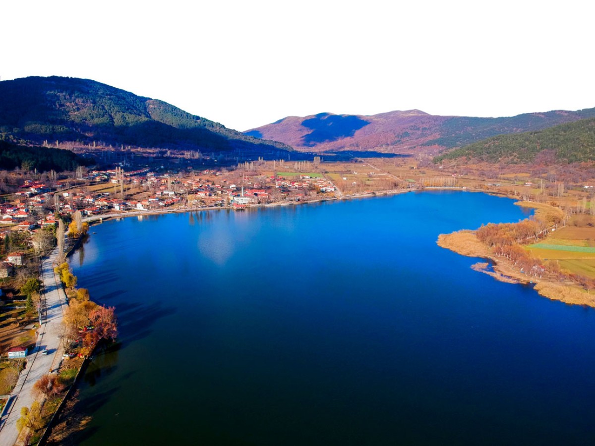 Görenler İskandinav Köyü Sanıyor İzmir’de Kartpostallık Manzaralarıyla Büyüleyen Kasaba (5)