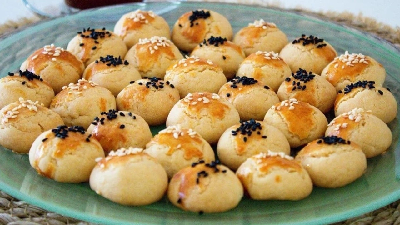 Hem Tok Tutuyor Hem De Fit Atıştırmalık Kinoalı Tuzlu Kurabiye Tarifi