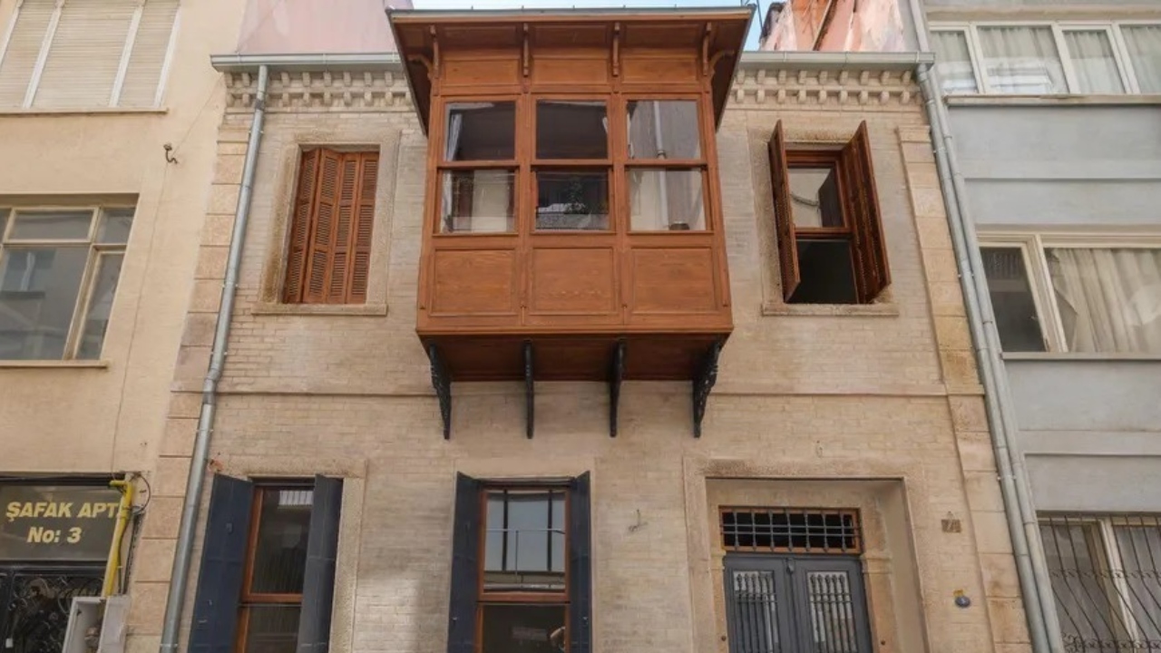 İzmir’de satılık köşk ve konaklar: Tarihi yapılar yatırımcı bekliyor!