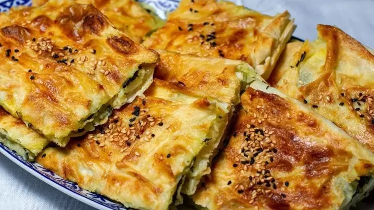 Kahvaltı Ve Çay Sofralarının Vazgeçilmezi Ispanaklı Börek Nasıl Yapılır (1)-1