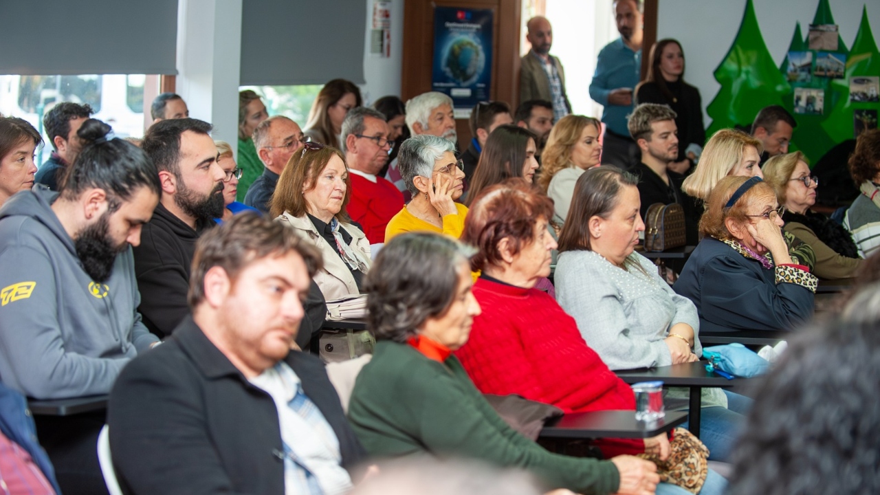 Karşıyaka’da Iklim Krizi Zirvesi Bugünün En Acil Meselesi
