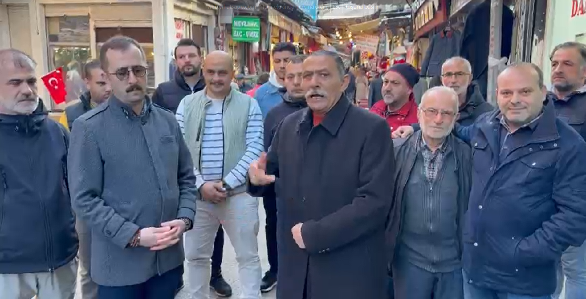 Kemeraltı Esnafından Büyükşehir’e Yılbaşı Tepkisi Siyasi Kötülük Yapılıyor-1