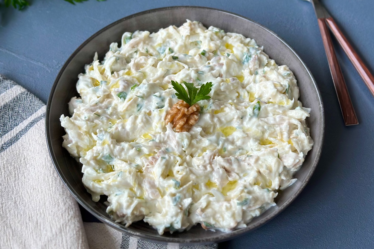 Kış Sofralarının Vazgeçilmezi Kereviz Salatası Nasıl Yapılır (2)