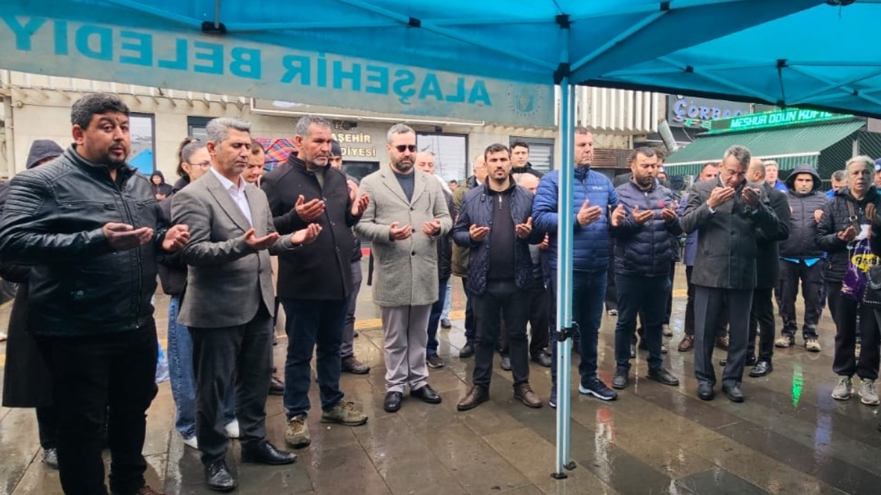 Manisa’da Gülşah Durbay Için 17 Ilçede Lokma Hayrı Düzenlendi