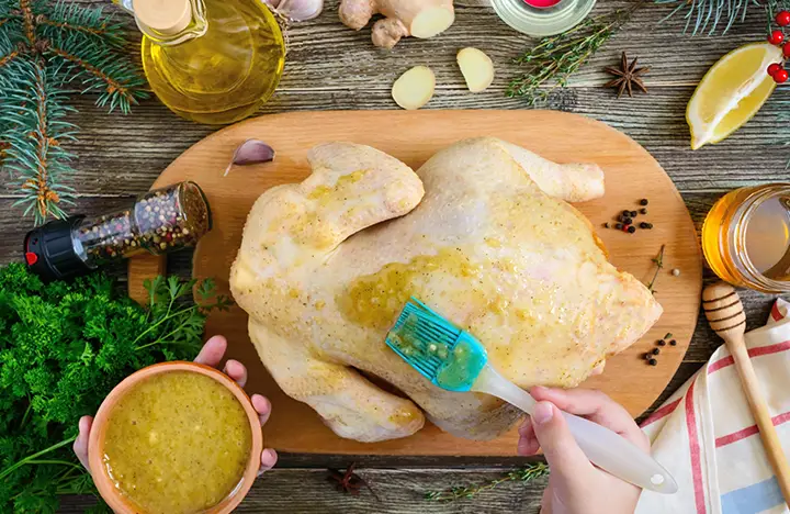 Bir yılbaşı klasiği: Hindi pişirmenin püf noktaları!