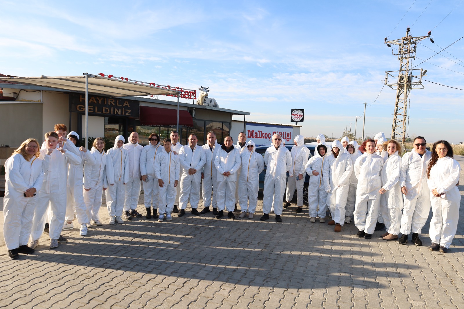 Menemen’de Uluslararası Heyet Sürdürülebilir Tarım Işletmelerini Ziyaret Etti