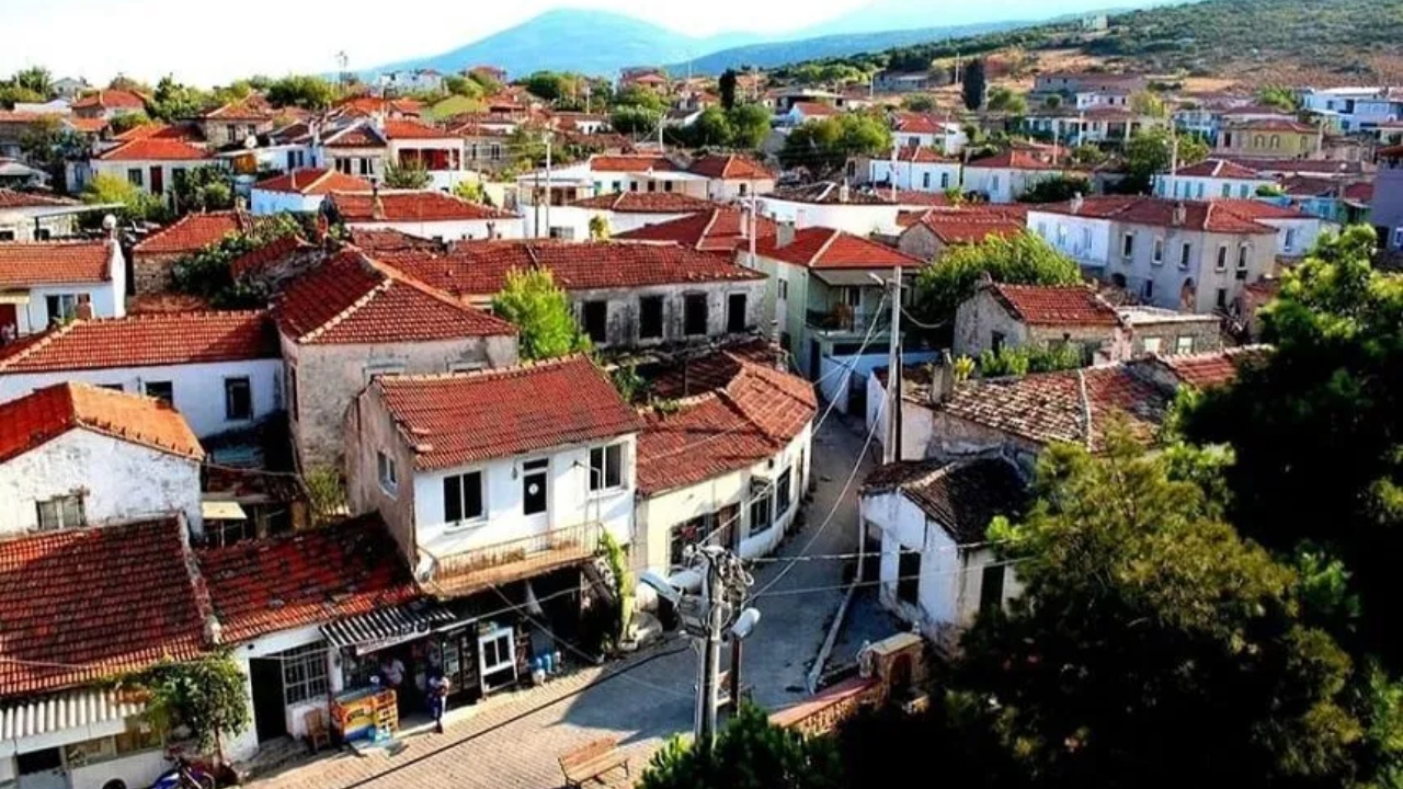 Ne Birgi Ne De Şirince İzmir’in Saklı Kalan Köyü (1)