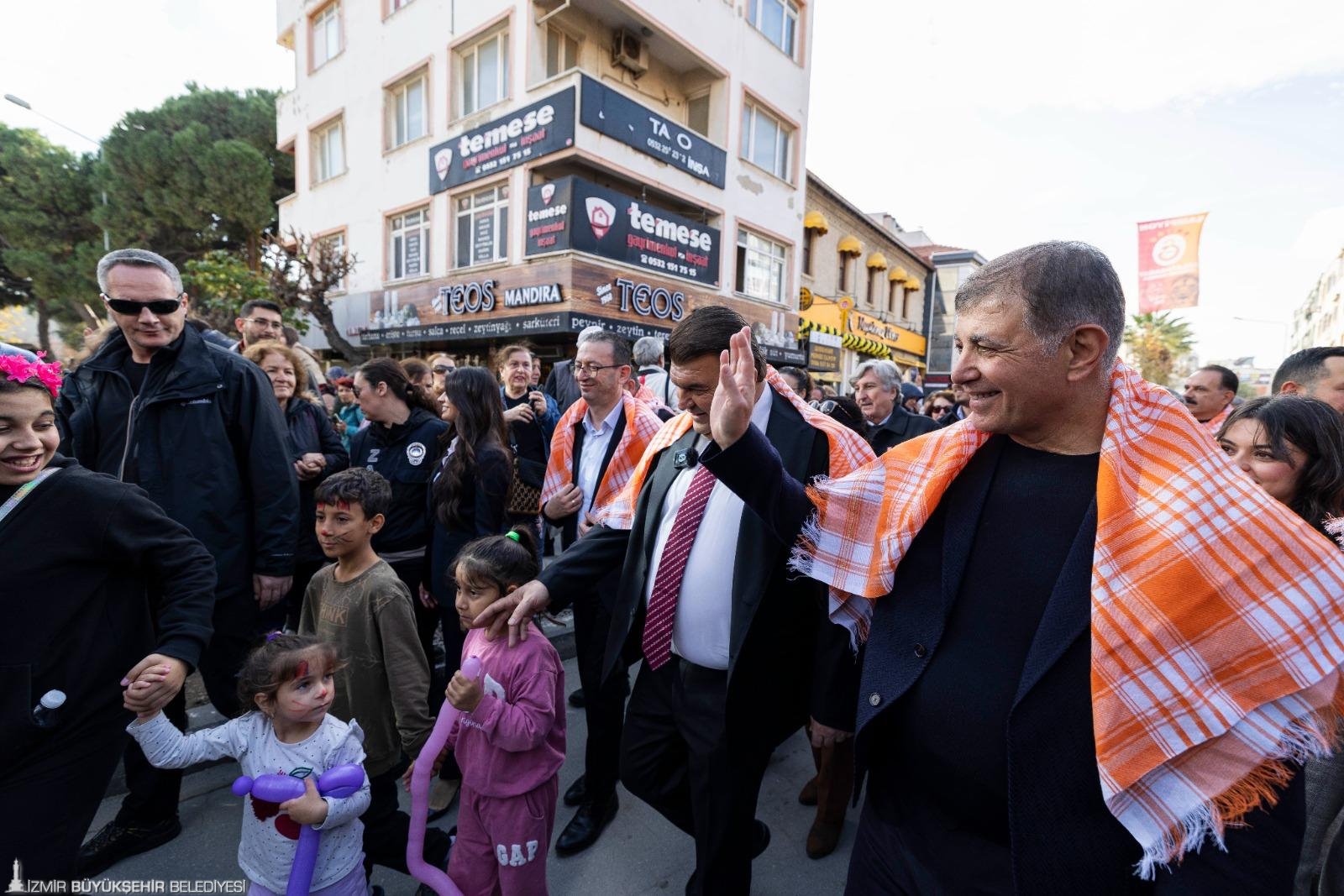 Seferihisar’da 25. Mandalina Şenliği Renkli Görüntülere Sahne Oldu (3)