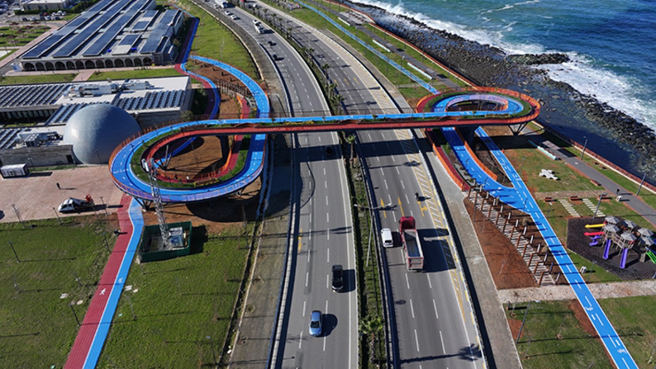 Trabzon’a Türkiye’nin Yeni Ekolojik Köprüsü Yaya Ve Bisiklet Yolları Yeşil Alanlarla Buluşuyor