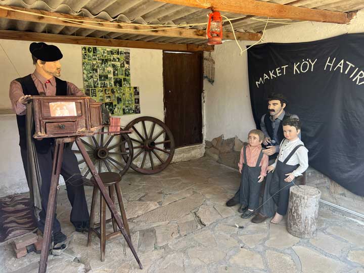 Türkiye'de Eşi Benzeri Yok İzmir'deki Bu Köyde Her Şey Minyatür (4)