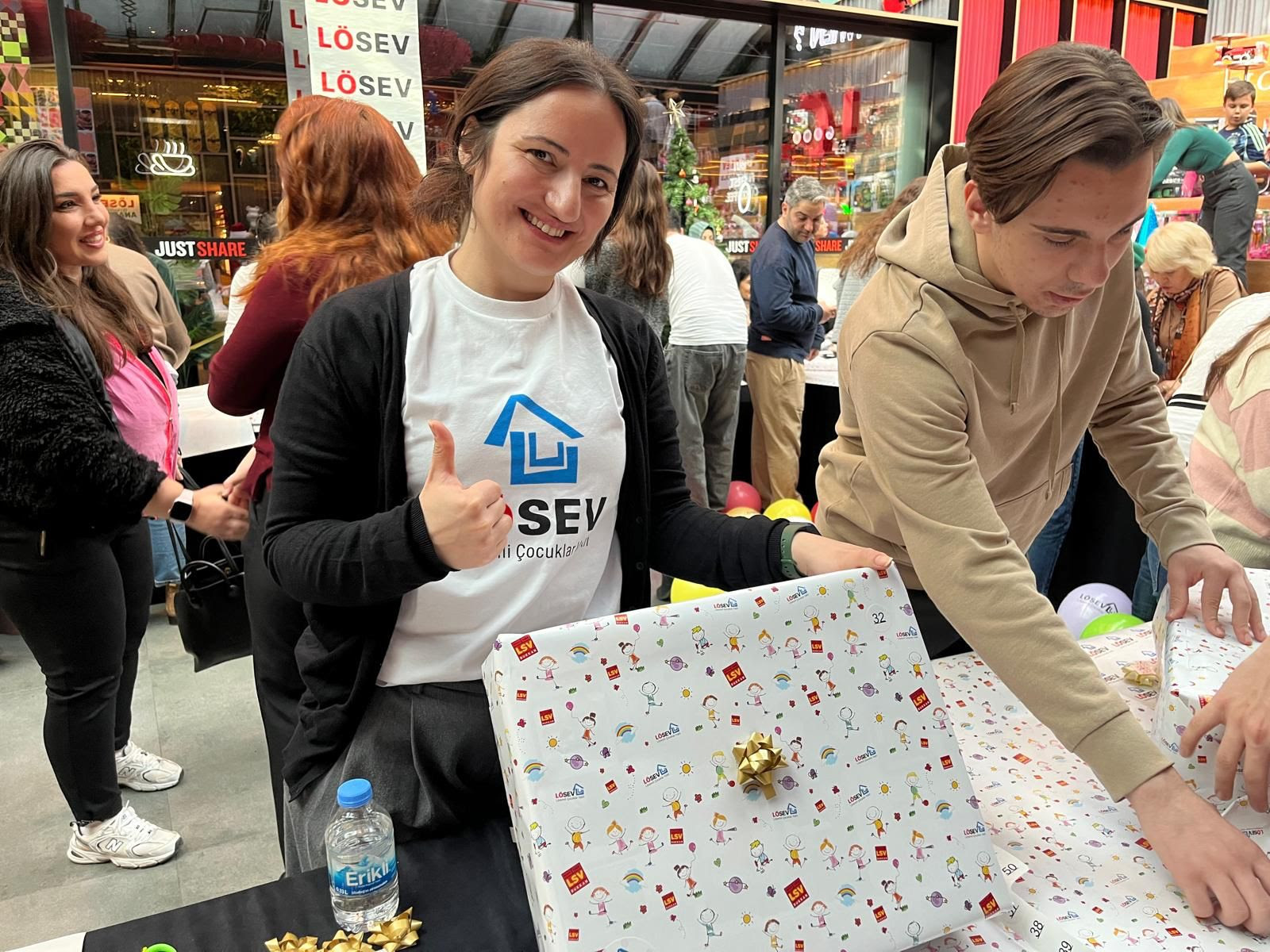 LÖSEV’den anlamlı kampanya: Yılbaşı dilekleri gerçek oluyor!
