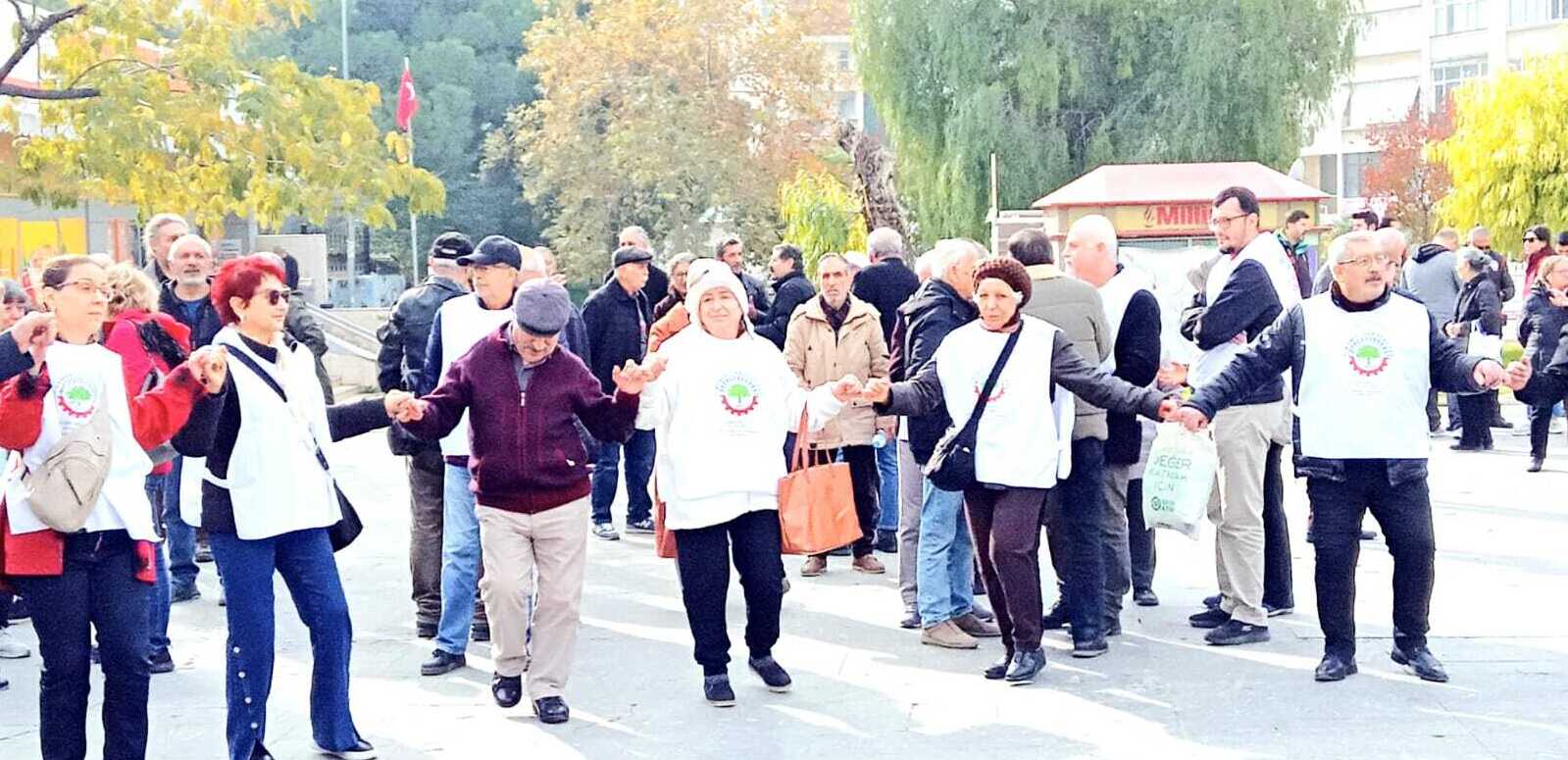 İzmir Emekliler Platformu’ndan Bornova’da miting: Sermayeye değil emekliye bütçe!