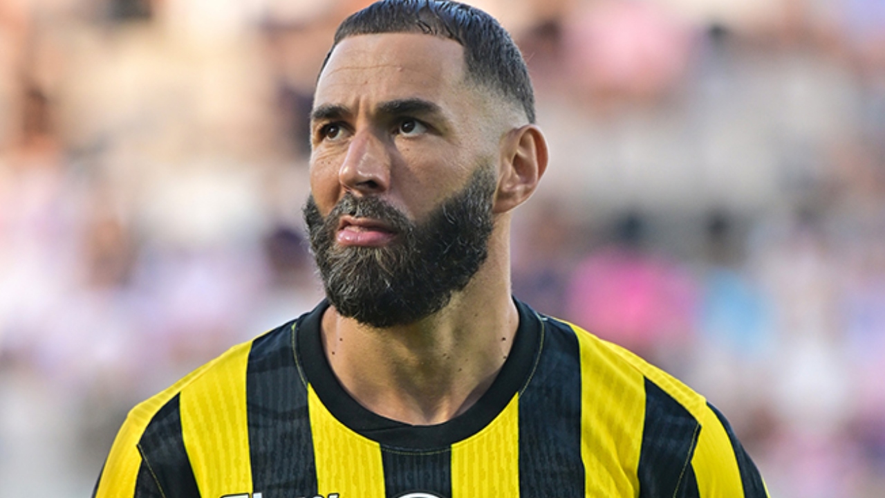 Yılın En Çok Kazanan Futbolcuları Belli Oldu Ronaldo'nun Aldığı Rakam Dudak Uçuklattı (3)