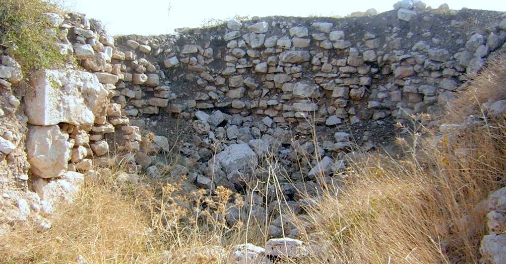 İzmir’in ortasında saklı bir ada: Leukai Antik Kenti’nin şaşırtıcı hikayesi