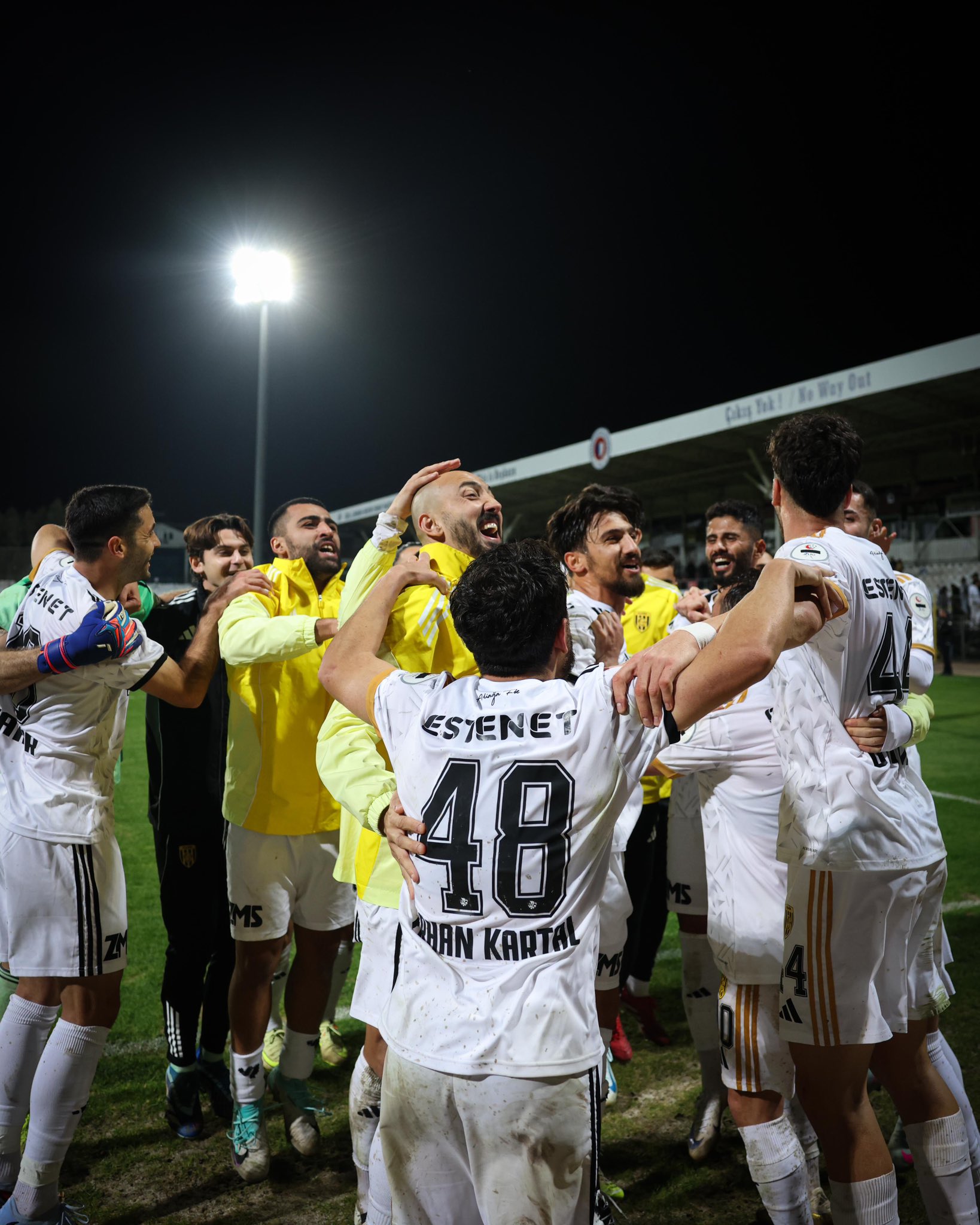 Haftanın kazananı Göz-Göz: Kadıköy’de Fener’e kök söktürdü!