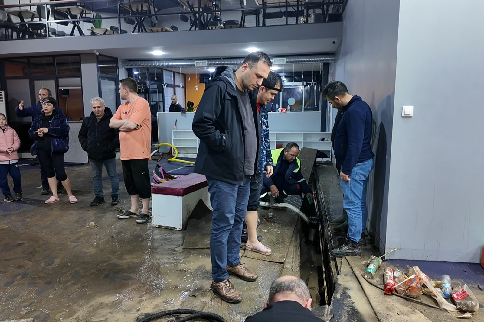 Bornova’da Sel Alarmı Kriz Masası Kuruldu