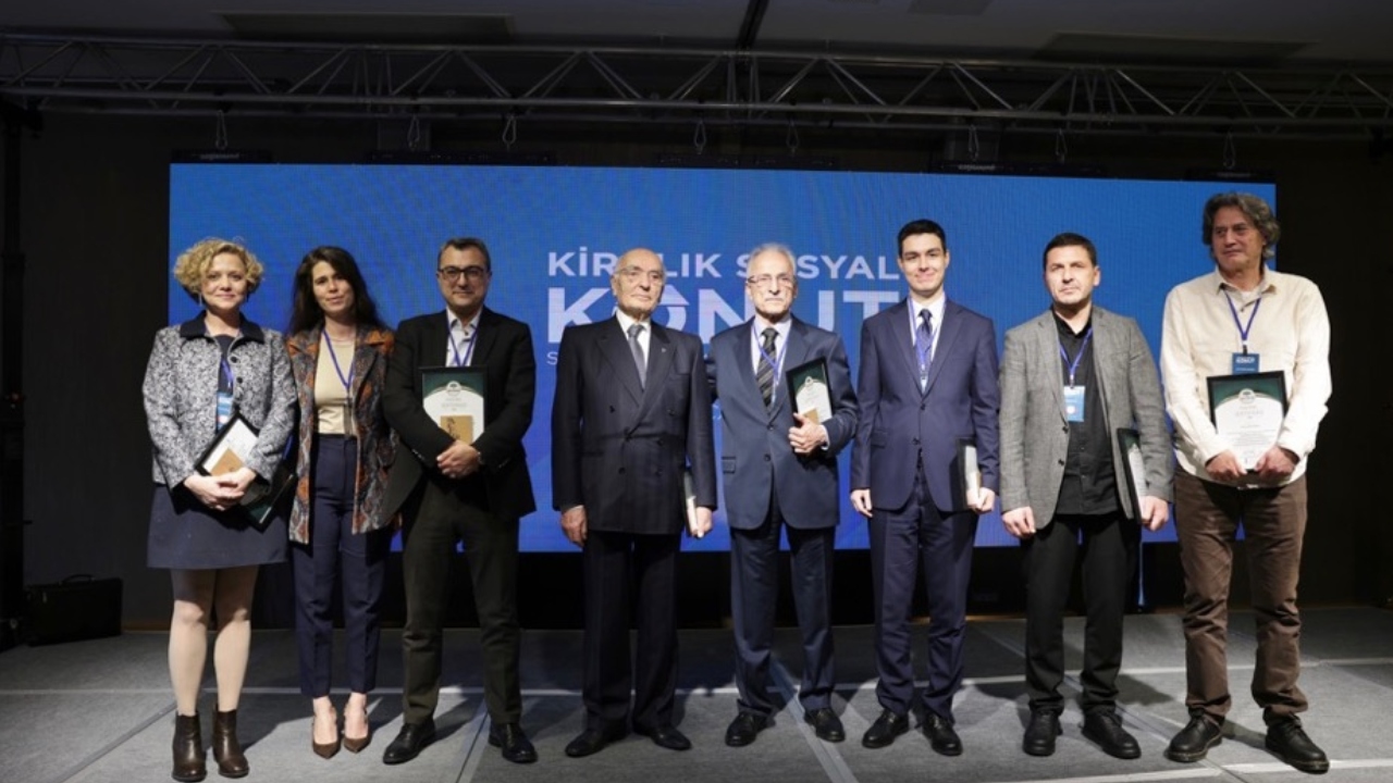 Çeşme Belediyesi’nden Barınma Krizine Kamucu Çözüm Kiralık Sosyal Konut Modeli (2)