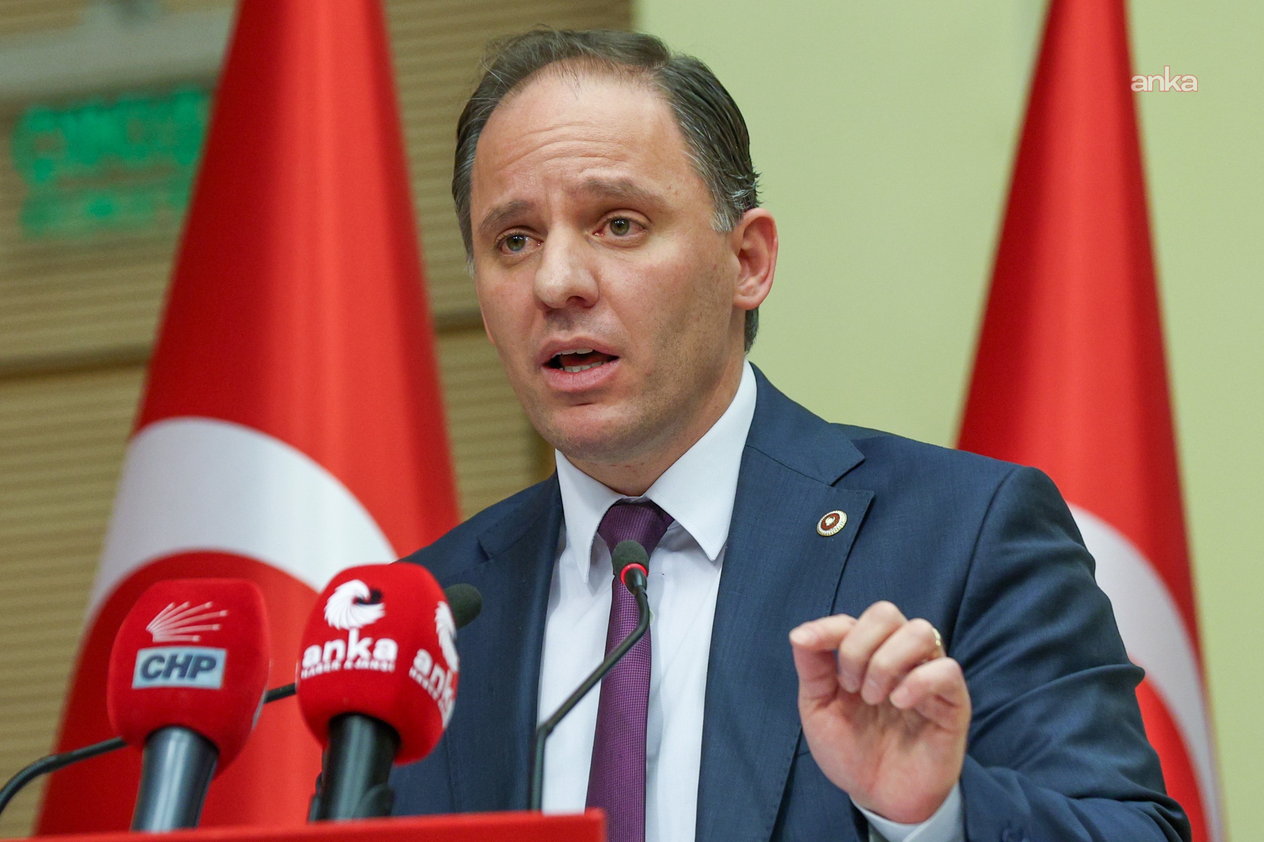 Chp Genel Başkan Yardımcısı Deniz Yavuzyılmaz Osmangazi Köprüsü’nün Ülkeye Yüklenecek Maaliyetini Açıkladı. Yavuzyılmaz 2035 Yılına Kadar Hazine Tarafından Ödenecek Toplam Garanti Tutarının 10 Milyar 329 Milyon Doları Bula