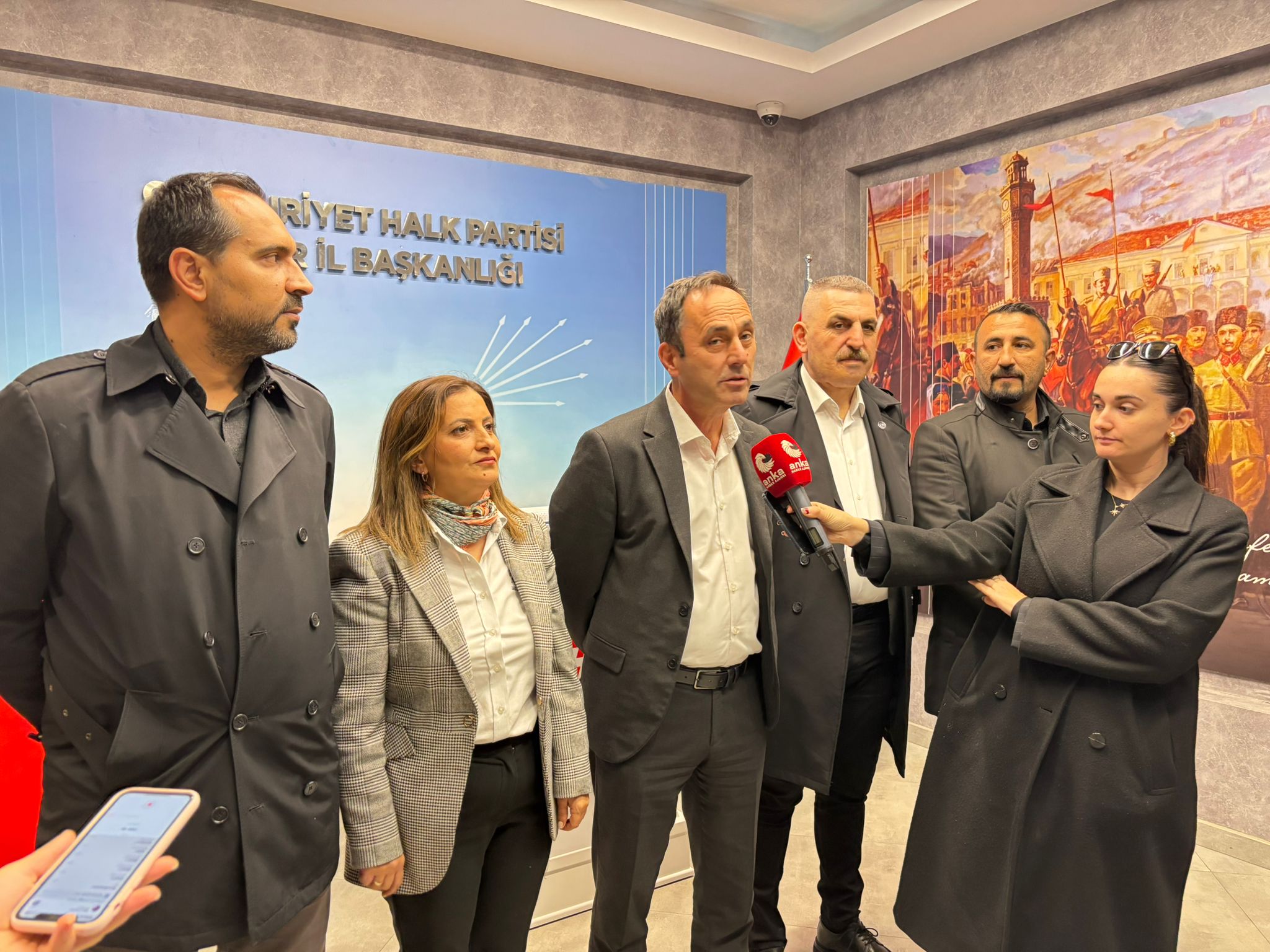 Chp İzmir’de Maaş Krizi Zirvesi Bir Sonraki Görüşme Tugay Ile