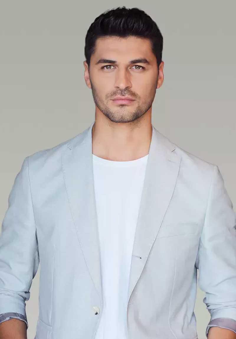 Kızılcık Şerbeti'nin yeni Fatih'i Emre Dinler kimdir? Emre Dinler hangi dizilerde oynadı?