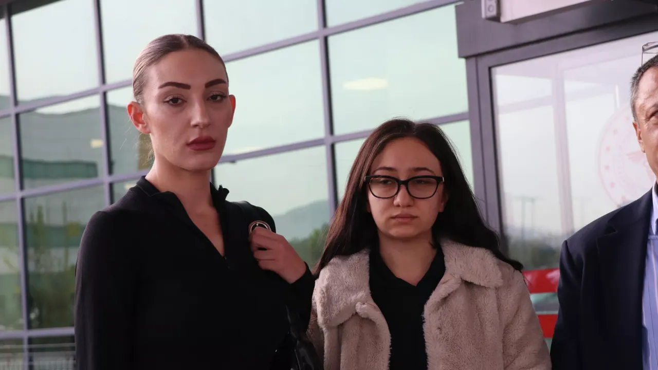 Güllü'nün Oğlundan Şok Paylaşım Bitti! (1)