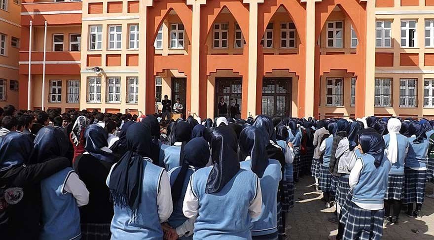 Eşitsizlik ve piyasalaşma: Eğitimde karne yine kırıklarla dolu!