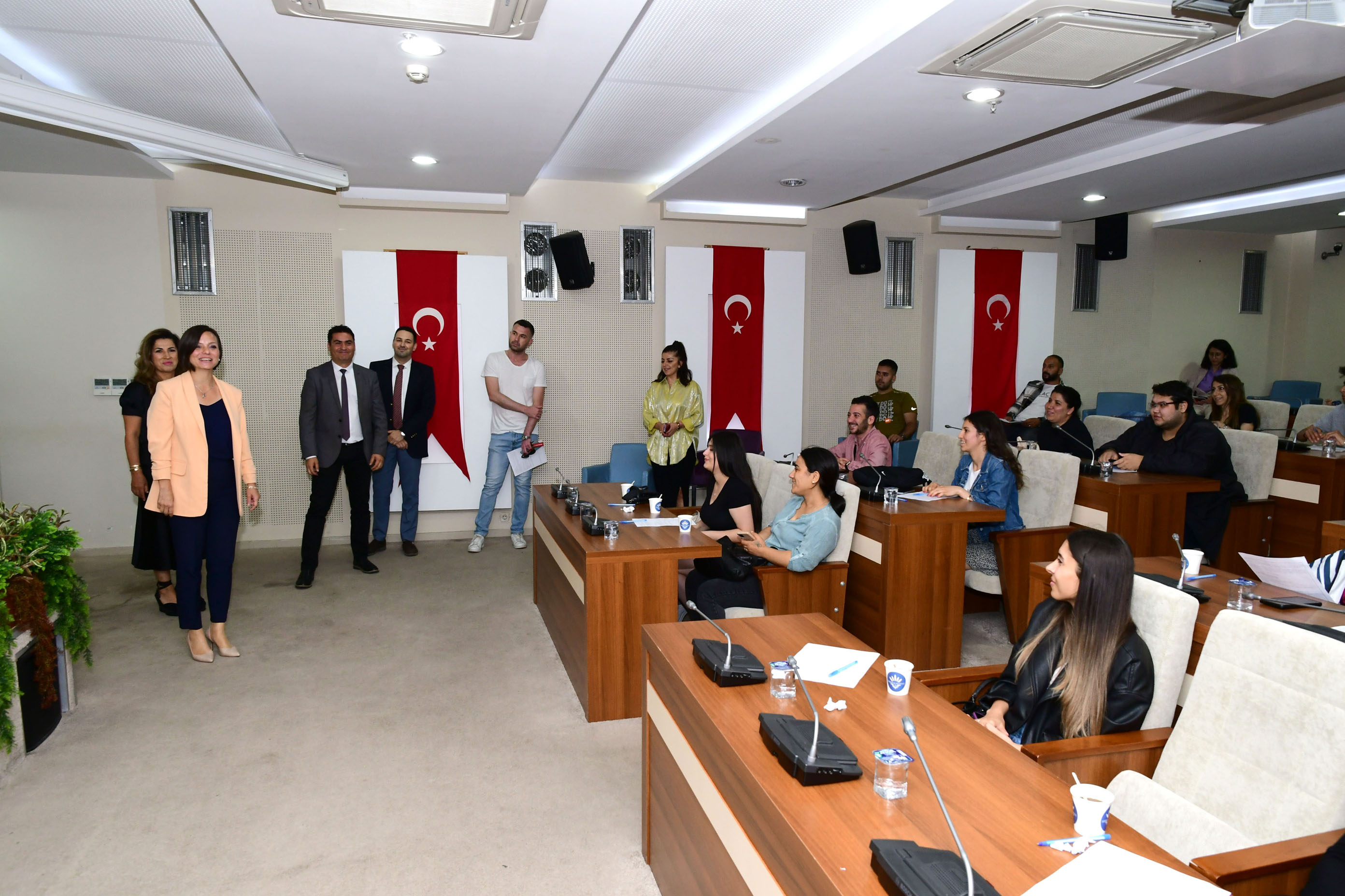 Karabağlar Belediye Başkanı Kınay, 2 yılı anlattı: Hacı yatmaz gibi sallanıyoruz ama…-6