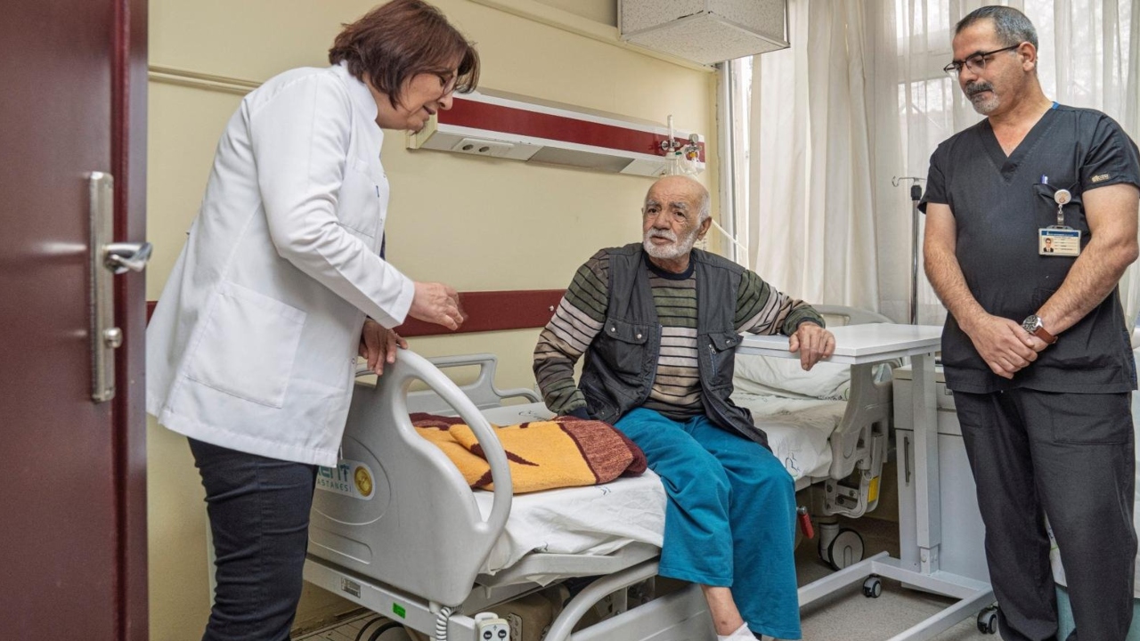 İzmir’de 90 Gün Süren Mucizevi Iyileşme Ampütasyondan Son Anda Kurtuldu