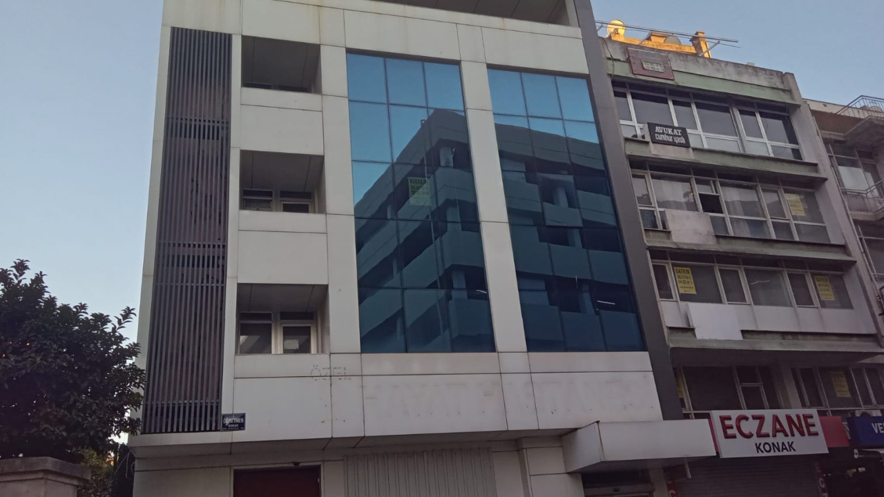 İzmir’de Bir Kuşağın Ortak Nüfus Kaydı Doğum Yeri Konak (1)