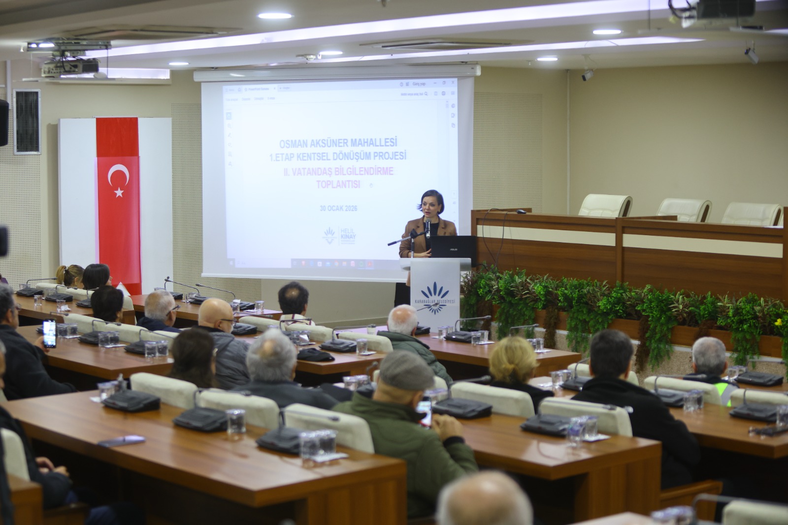 Karabağlar’da kentsel dönüşüm hızlanıyor: İlk etapta 6 hektarlık alanda başlayacak!-1