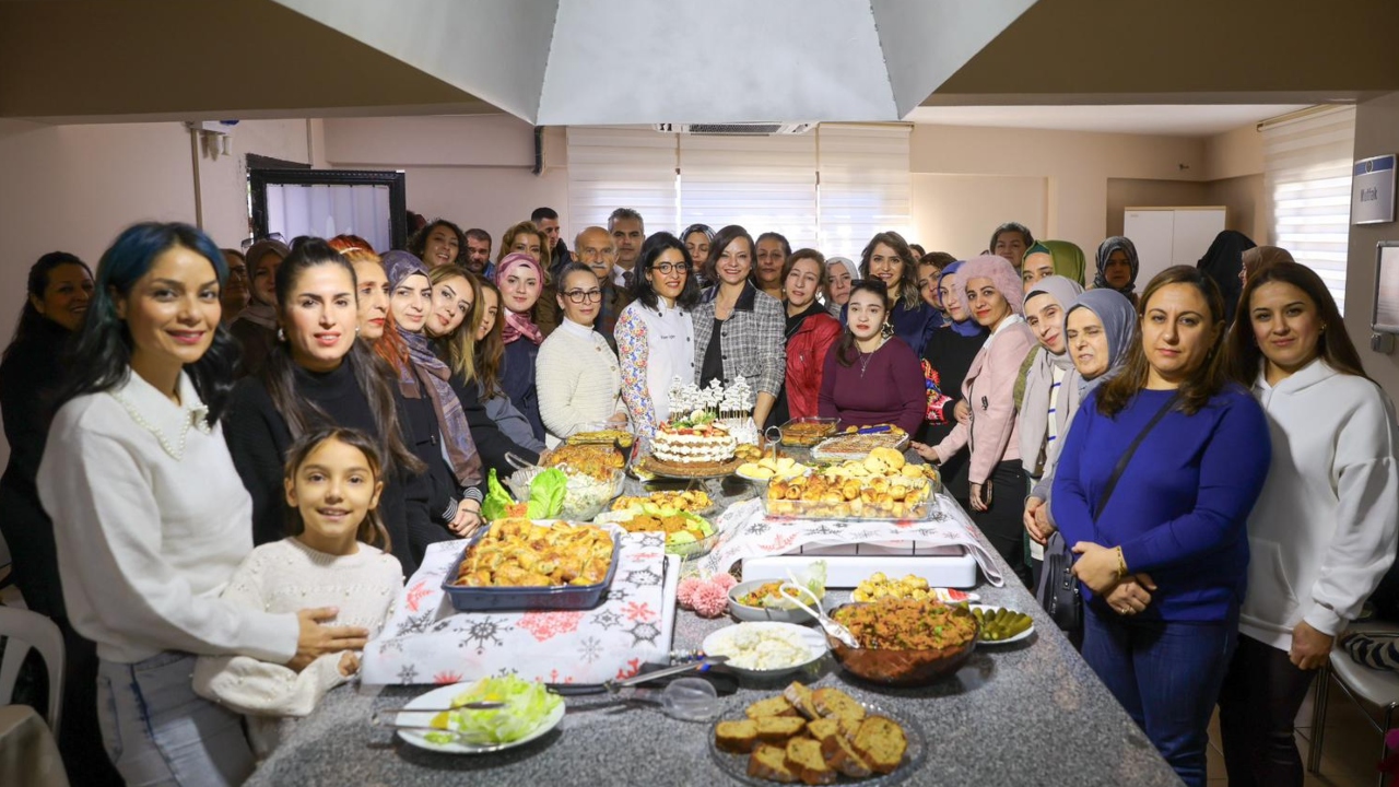 Karabağlar Belediyesi’nden Kadın Istihdamına Güçlü Destek (1)