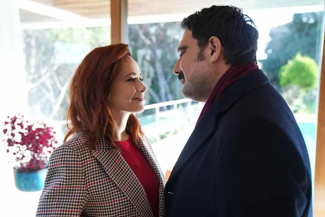 Kıskanmak 18. bölümde Nüzhet büyük sırrını açıkladı: NOW TV Kıskanmak son bölüm tek parça izle!