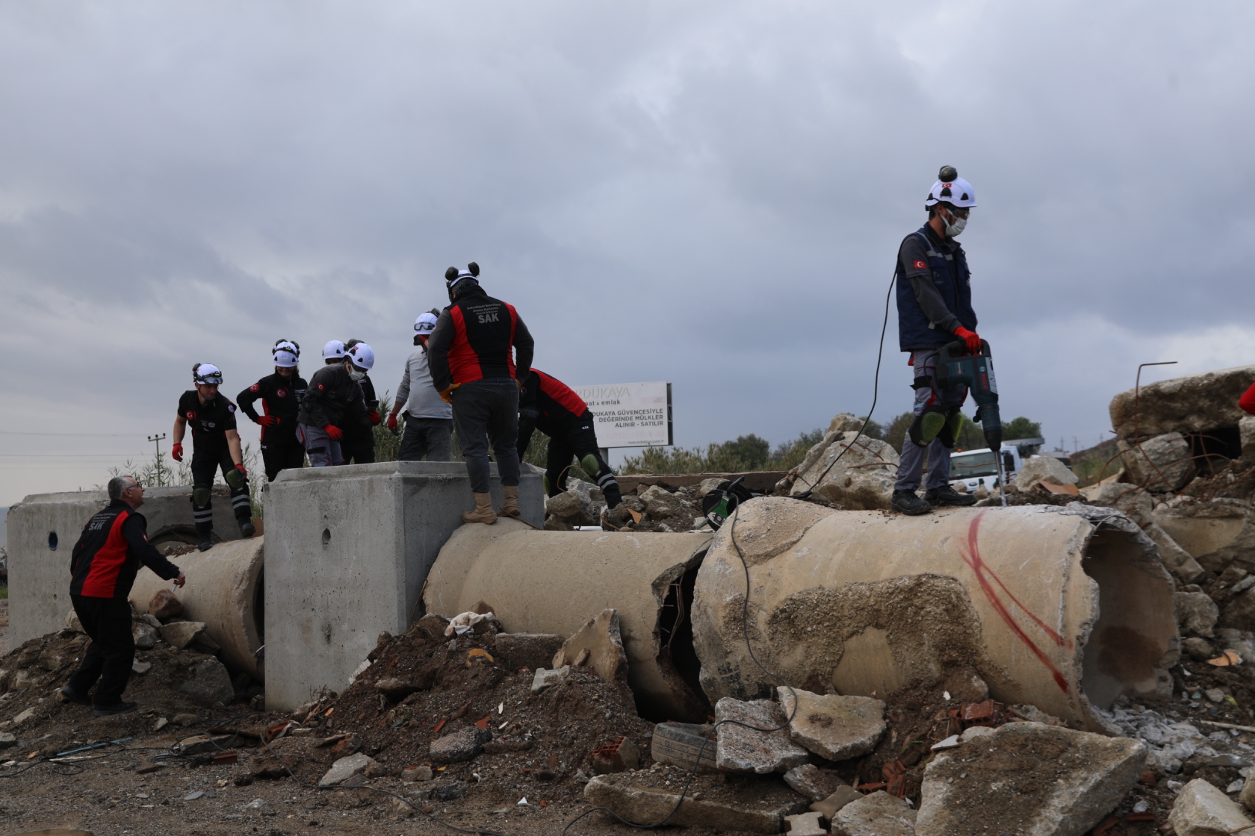 Seferihisar Arama Kurtarma Ekibi afetlere karşı teyakkuzda