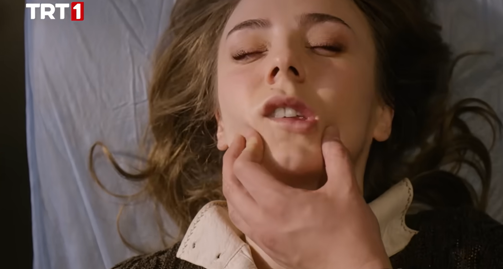 Taşacak Bu Deniz 14. bölüm izleyiciyi ekrana kilitleyecek! İso ve Fadime’nin evliliğindeki büyük sır ortaya çıkıyor