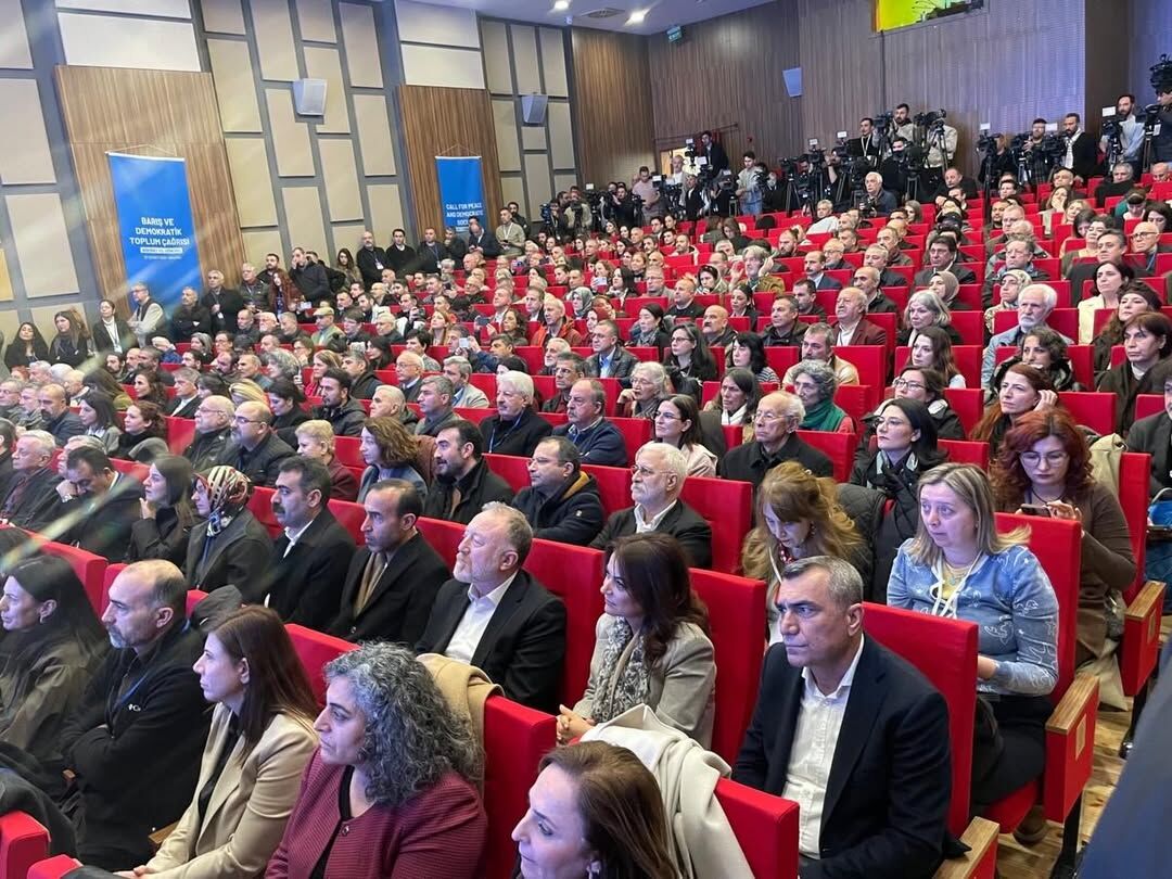 Abdullah Öcalan: Din, dil ve milliyet empoze edilmemeli!