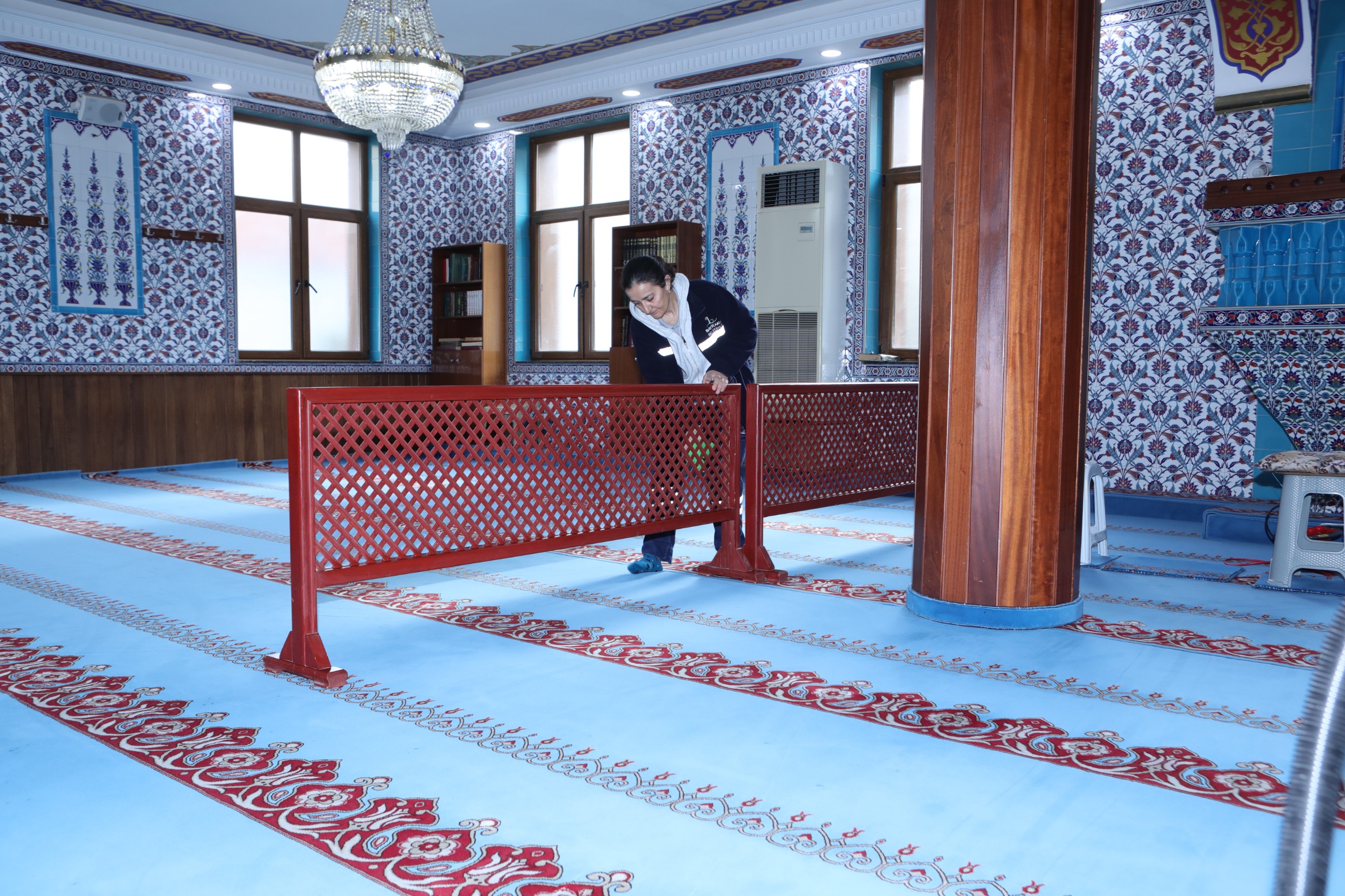 Birlik ve dayanışma: Bayraklı Ramazan’a hazır