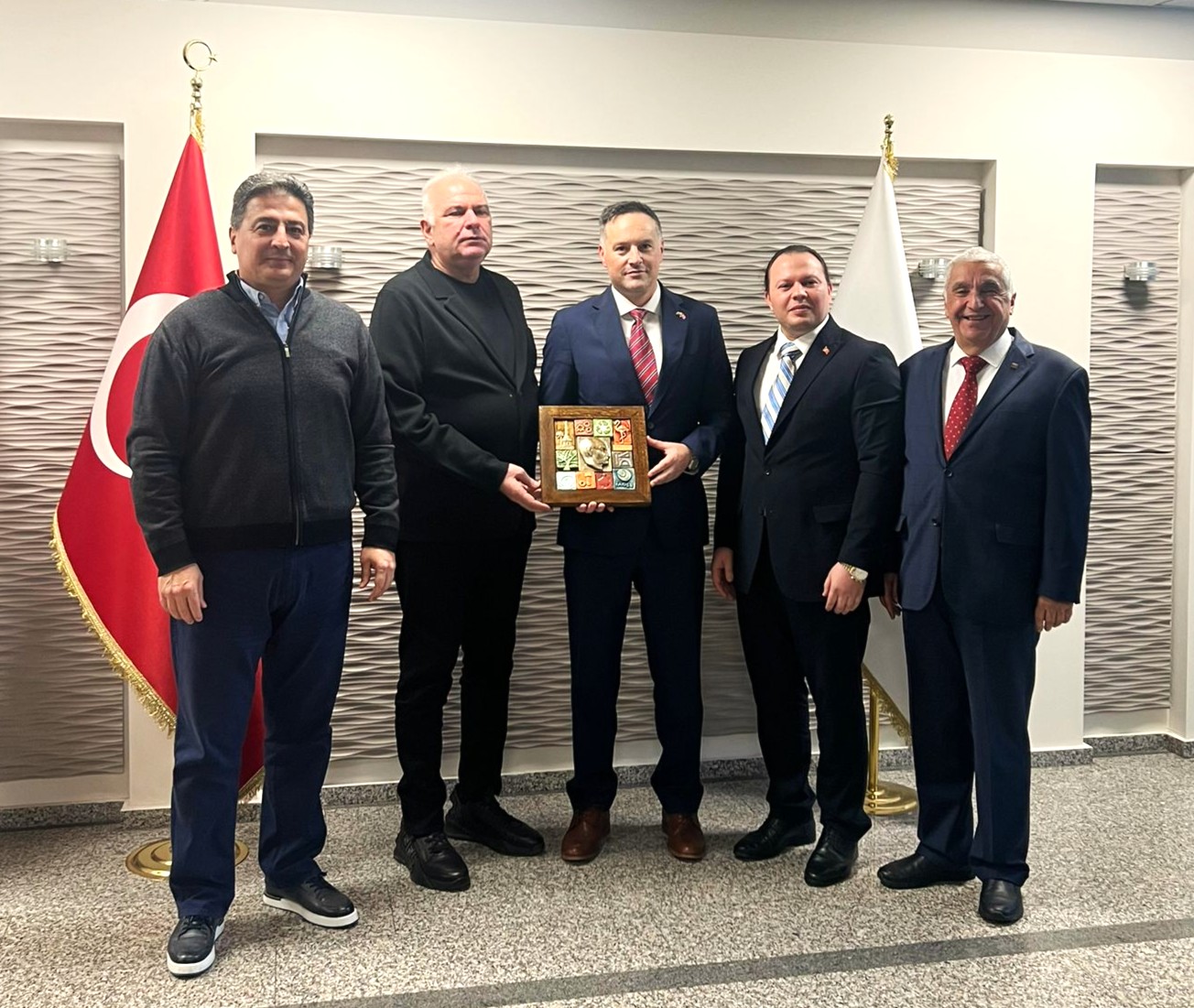 İAOSB’de Ekvador ile ticari iş birliği masaya yatırıldı