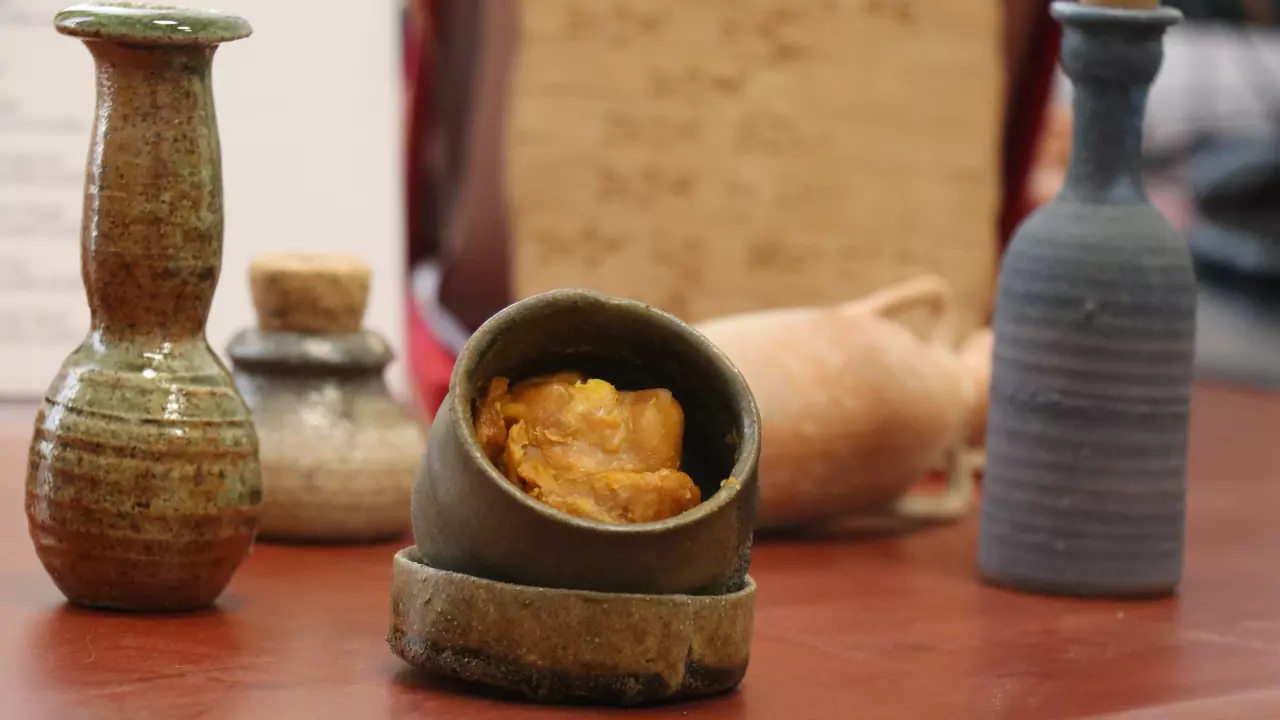 İlk Parfüm kim tarafından yapıldı Parfümün binlerce yıllık büyüleyici tarihi