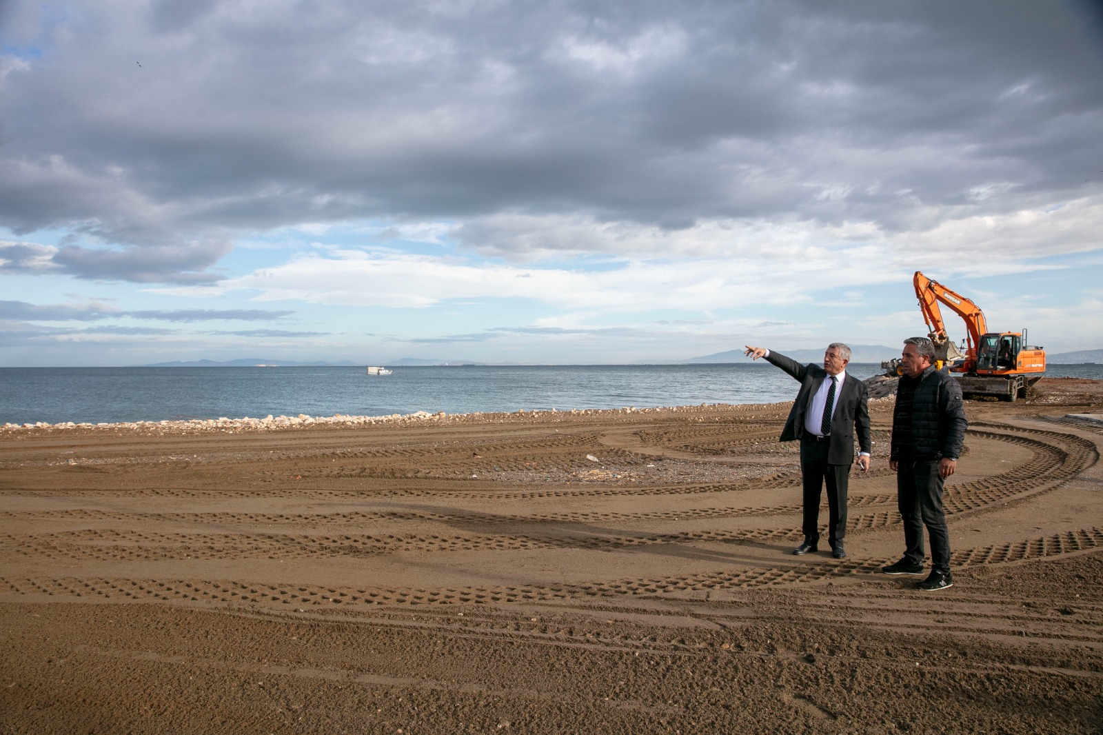 Güzelbahçe’ye yeni yaşam alanı geliyor: Sahilin gözbebeği olacak-1