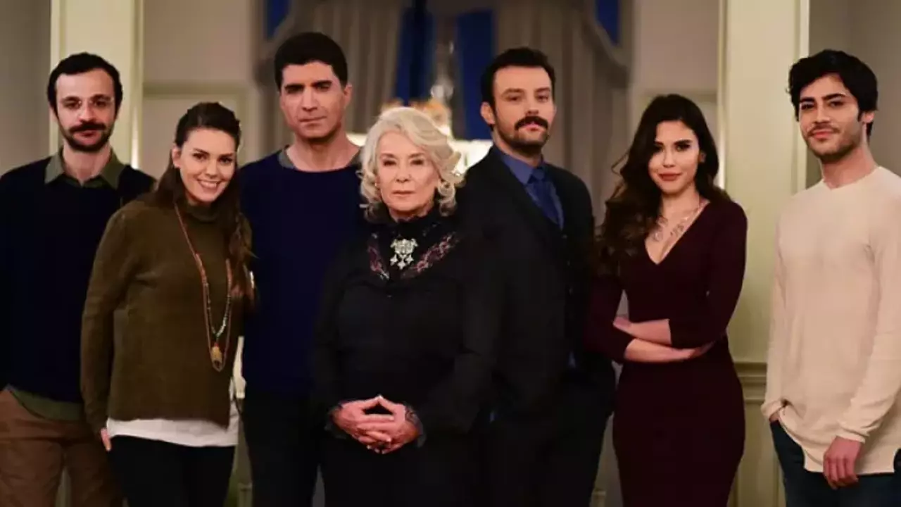 Masumiyet Müzesi’ne kadın dokunuşu: Yönetmen Zeynep Günay kimdir?