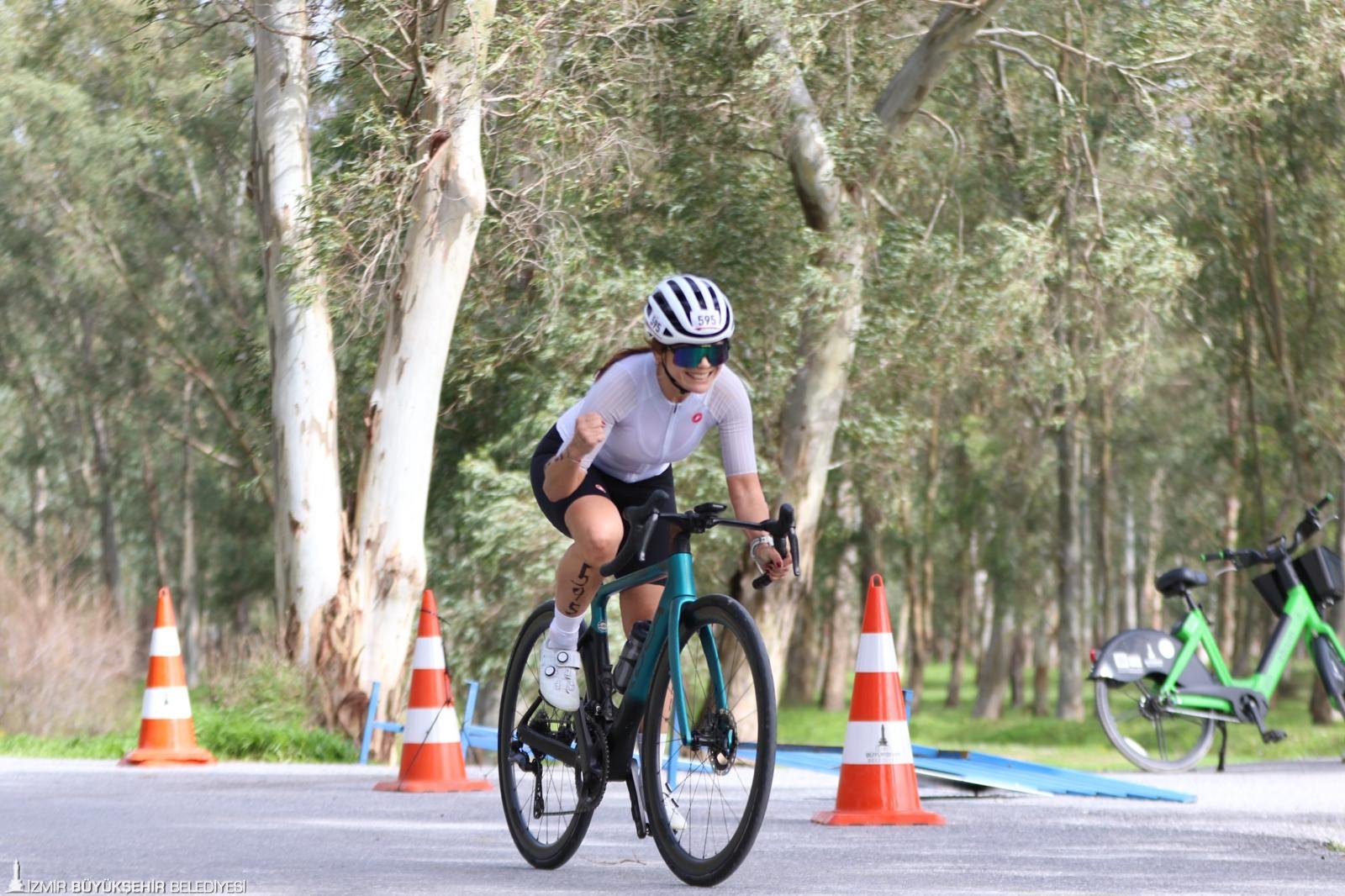 İzmir Duatlonu Türkiye Kupası’nda Kıyasıya Mücadele Kazananlar Belli Oldu (1)