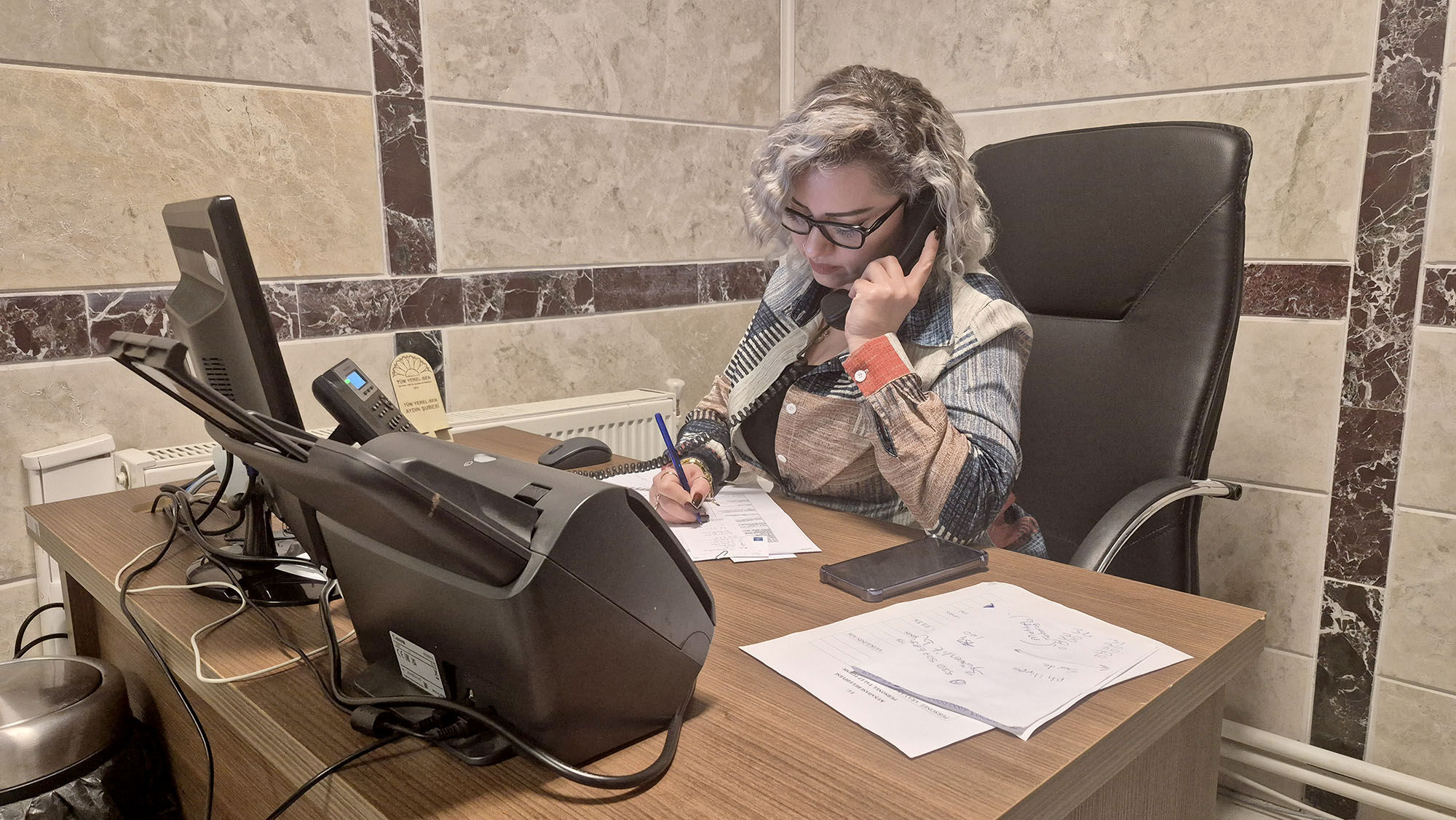 Kuşadası’nda işveren ile iş arayan arasında köprü oluyor: İşlendirme Ofisi’ne nasıl başvurulur?-1