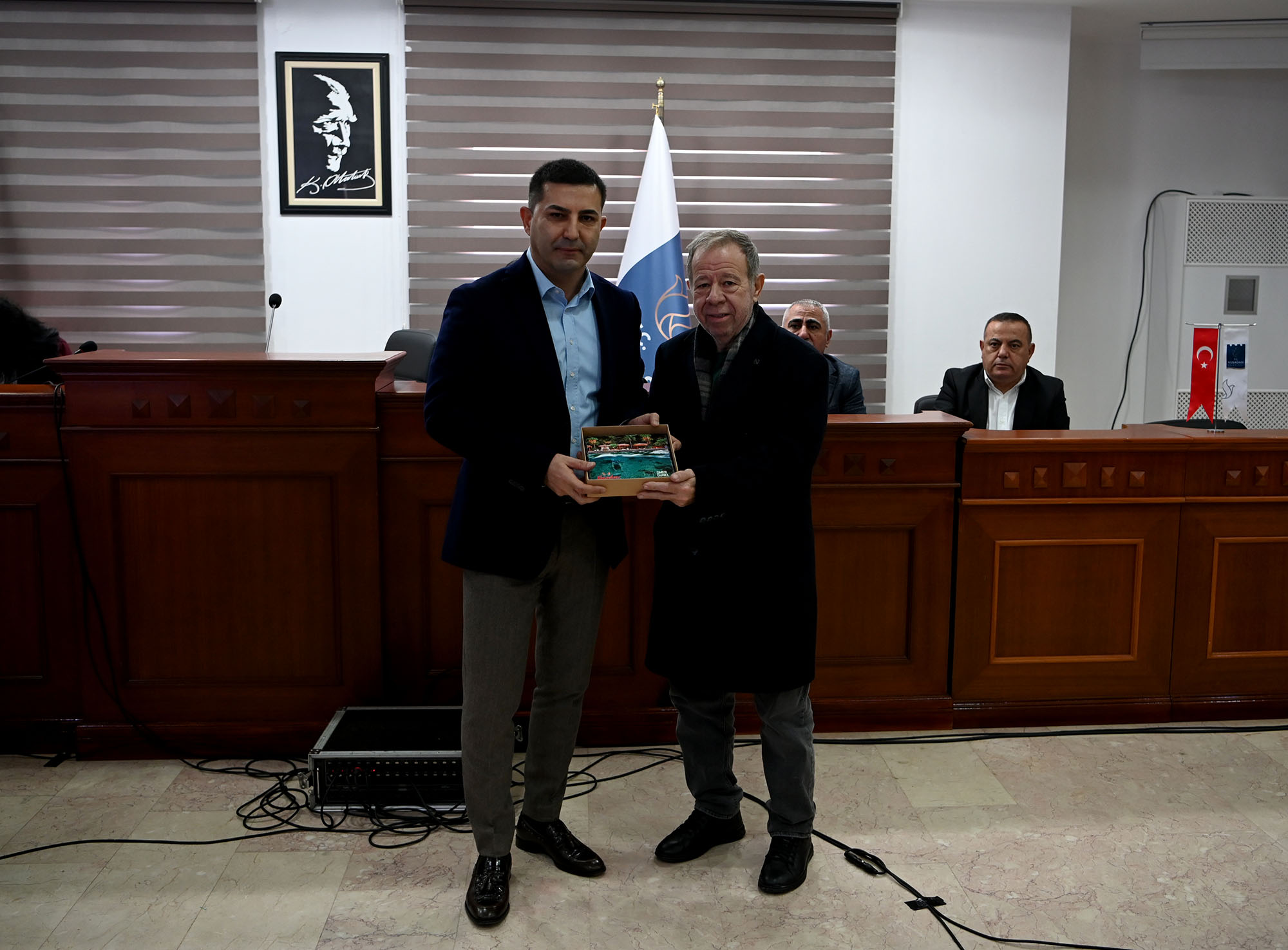 Kuşadası Belediyesi’nden Hemşehrilerine Büyük Destek Taziye Birimi Kuruldu (3)