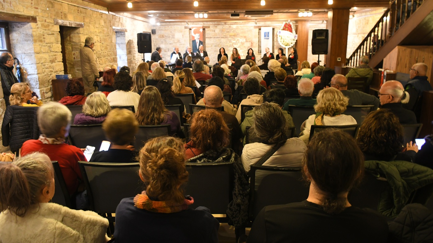 Kuşadası’nda Unutulmaz Müzik Şöleni (2)